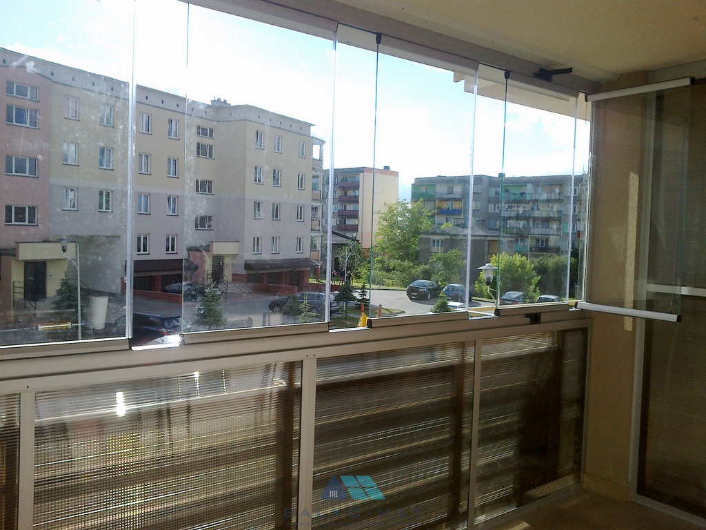 Rėmų sistemos be rėmų balkonai statybos gamintojas Lenkija